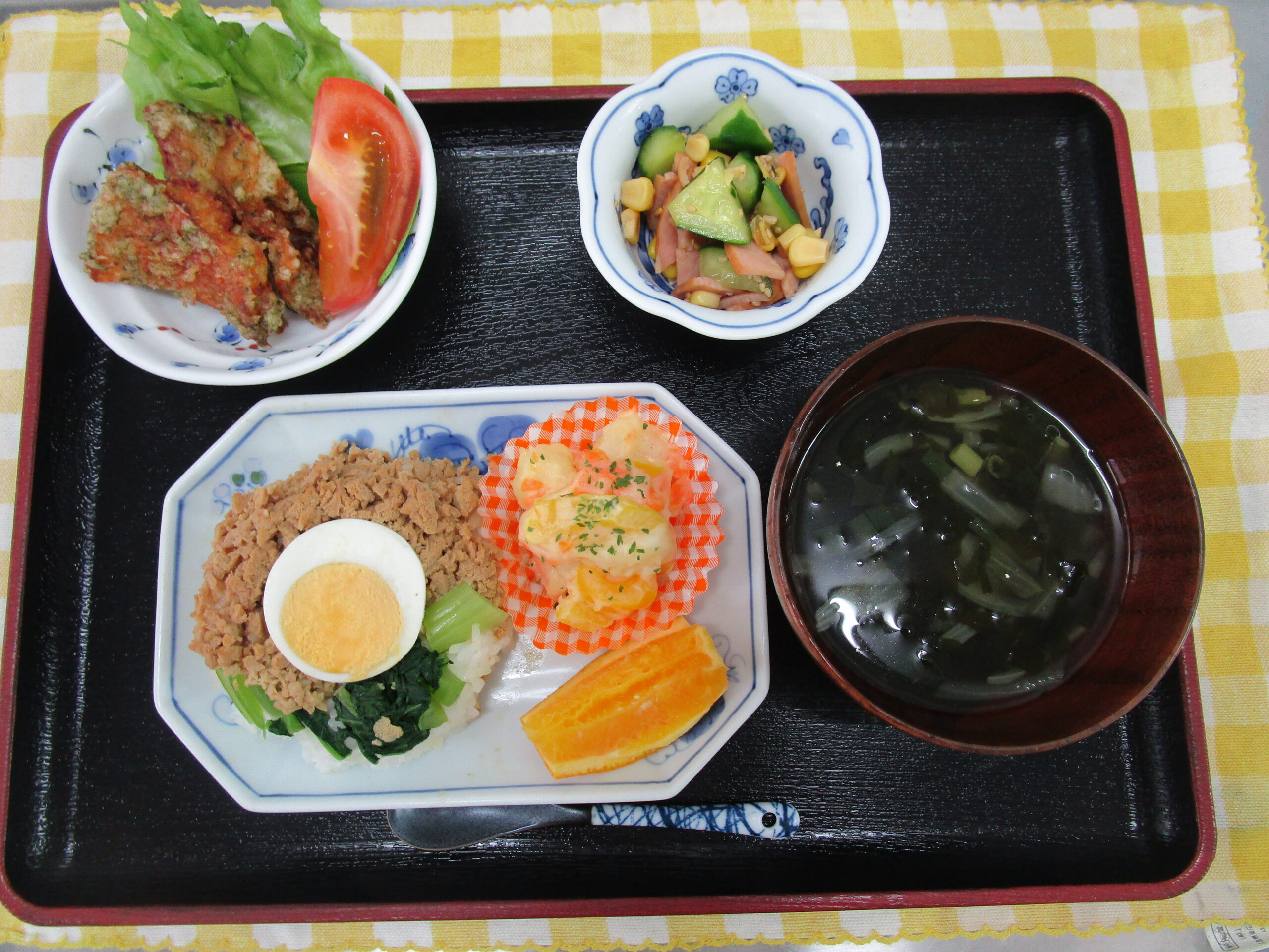 １０月　子ども食堂レシピ「高野豆腐のそぼろ」